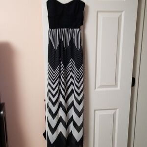 Trixxi Strapless Maxi Dress NWOT